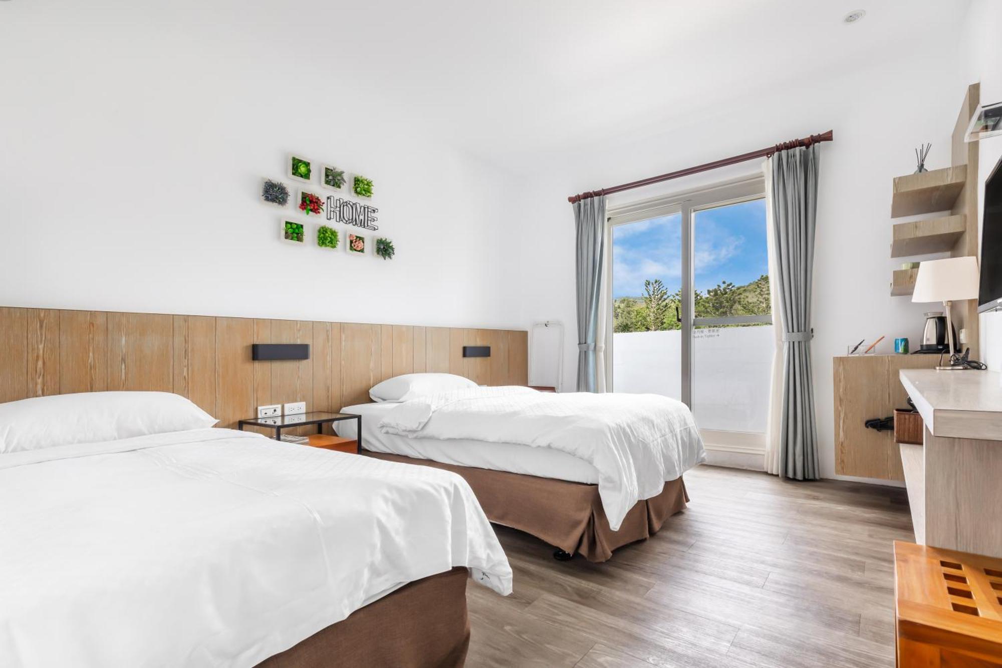Fairyland & Farm Guest House Kenting Extérieur photo