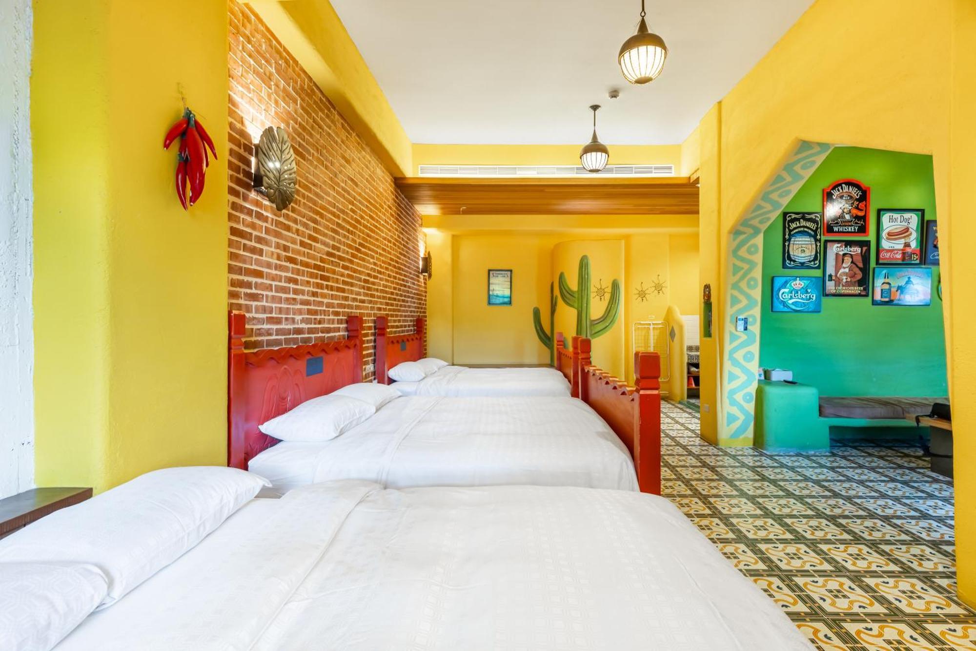 Fairyland & Farm Guest House Kenting Extérieur photo